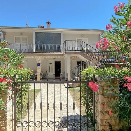 Apartamento Ena Novigrad Istria Exterior foto