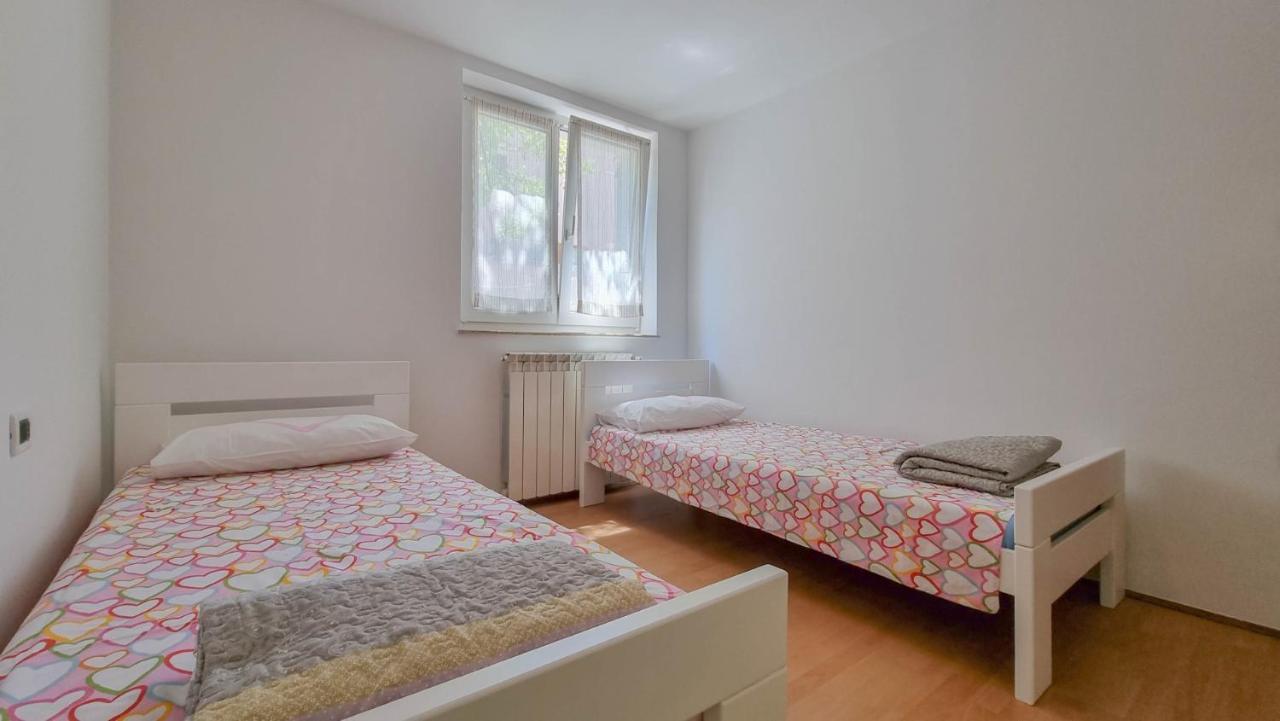 Apartamento Ena Novigrad Istria Exterior foto