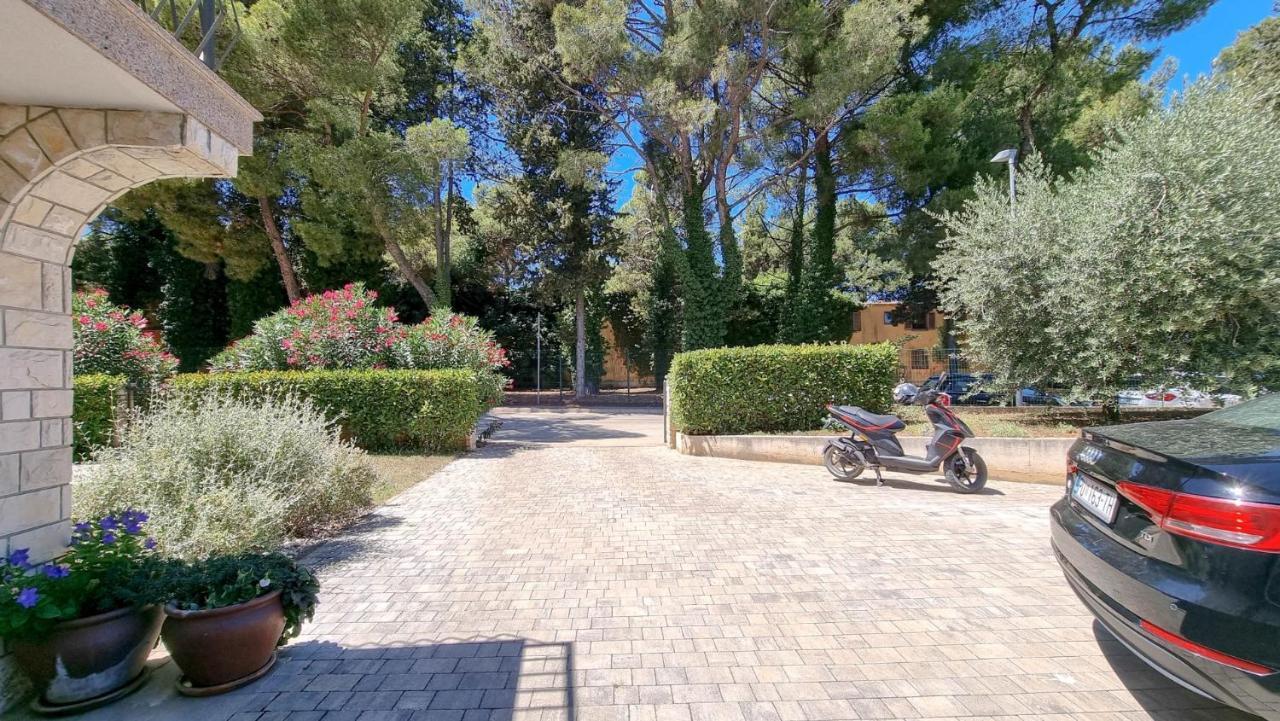 Apartamento Ena Novigrad Istria Exterior foto