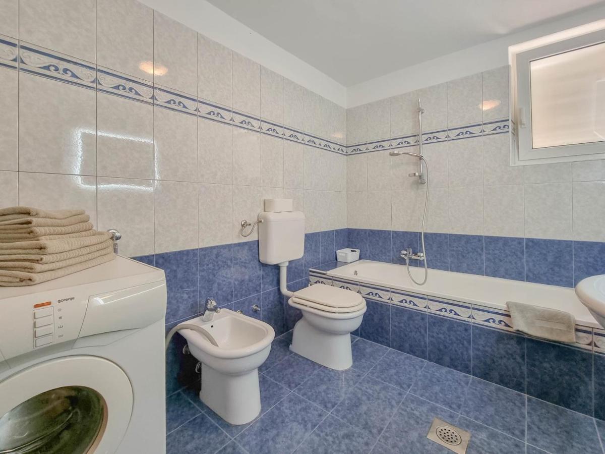 Apartamento Ena Novigrad Istria Exterior foto