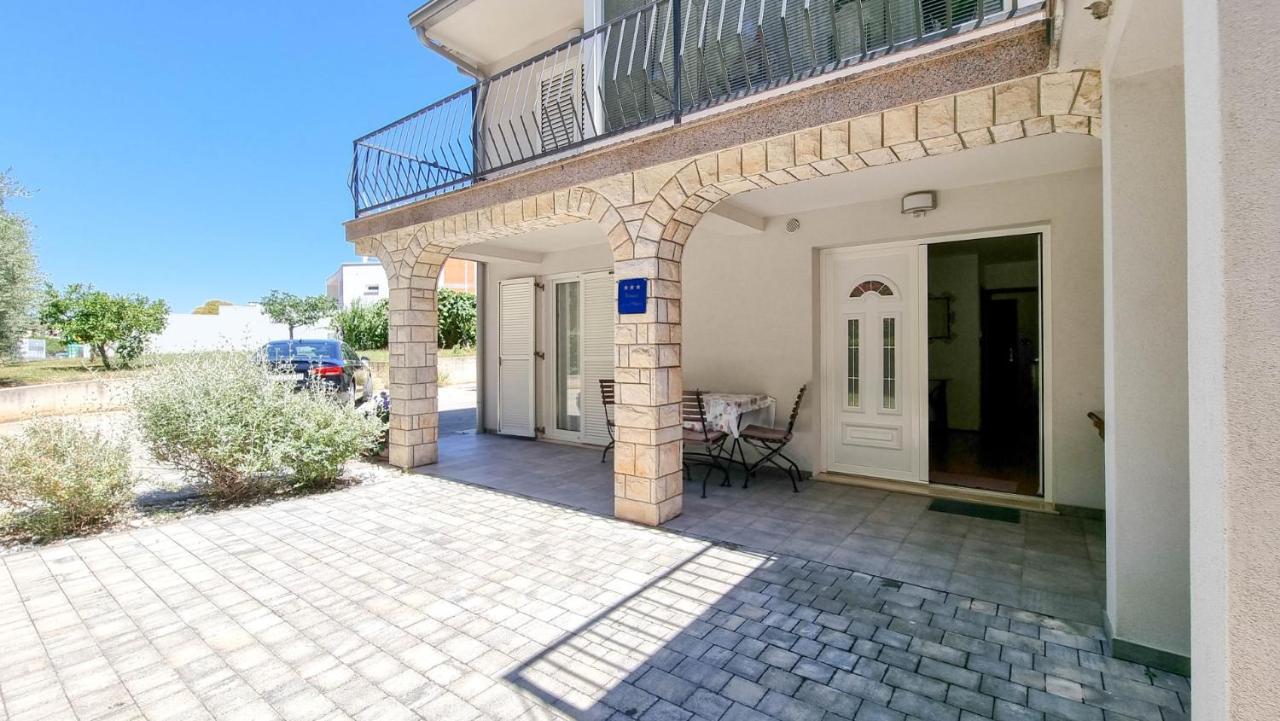 Apartamento Ena Novigrad Istria Exterior foto